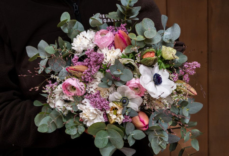 Bouquet rond des Fermes de Gally Fleuriste Saint-Cyr-l'Ecole