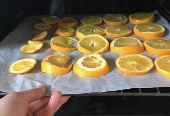 Mettez vos oranges au four