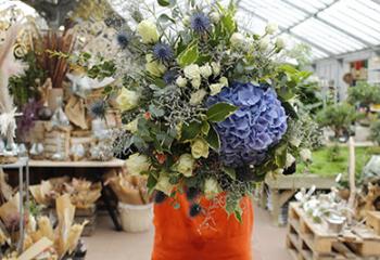 Composition d'un bouquet de fleurs fraiches