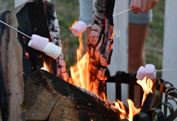 Guimauve grillée barbecue labyrinthe les Fermes de gally