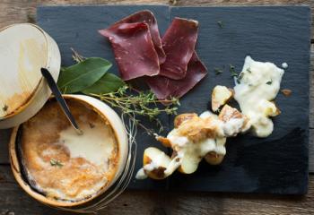 vente de fromage à raclette mont d'or jura et morbier direct producteur