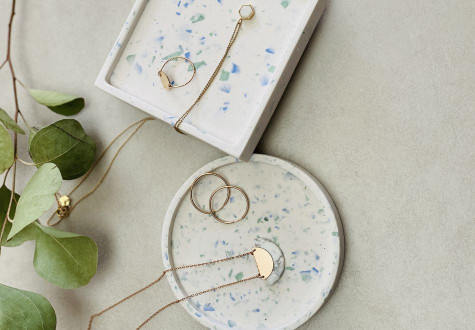 Atelier jesmonite pour adultes à la Ferme de Gally 